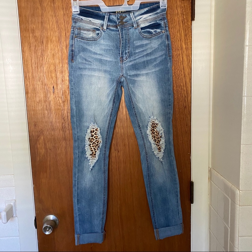 high rise jeans 🐆👖